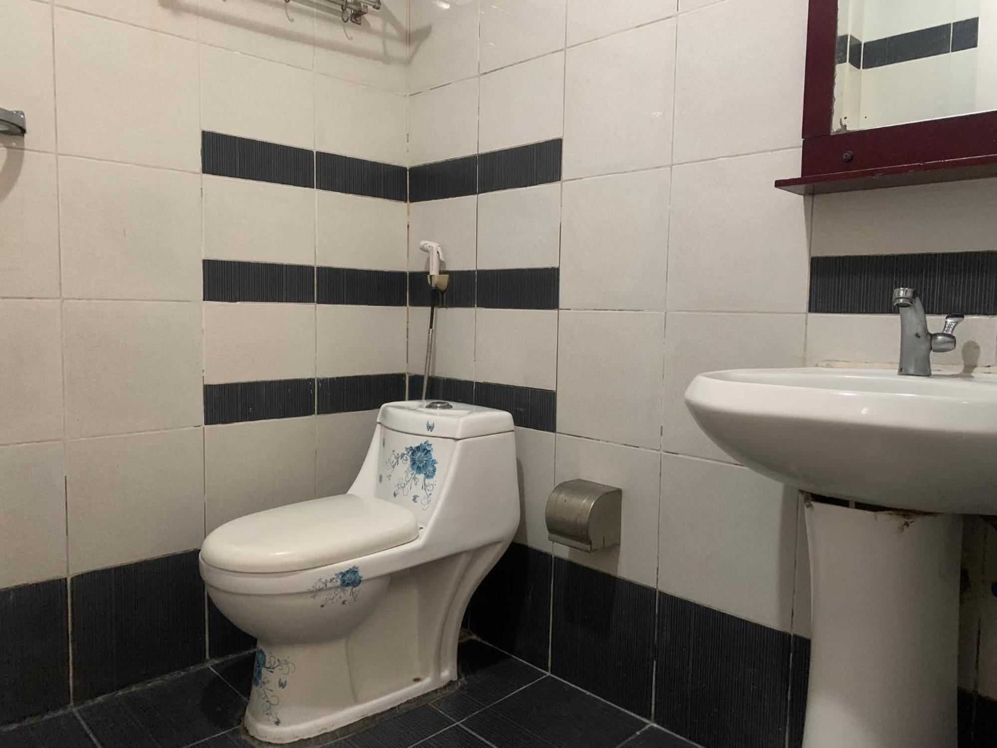 Lucky Hotel Манила Екстериор снимка