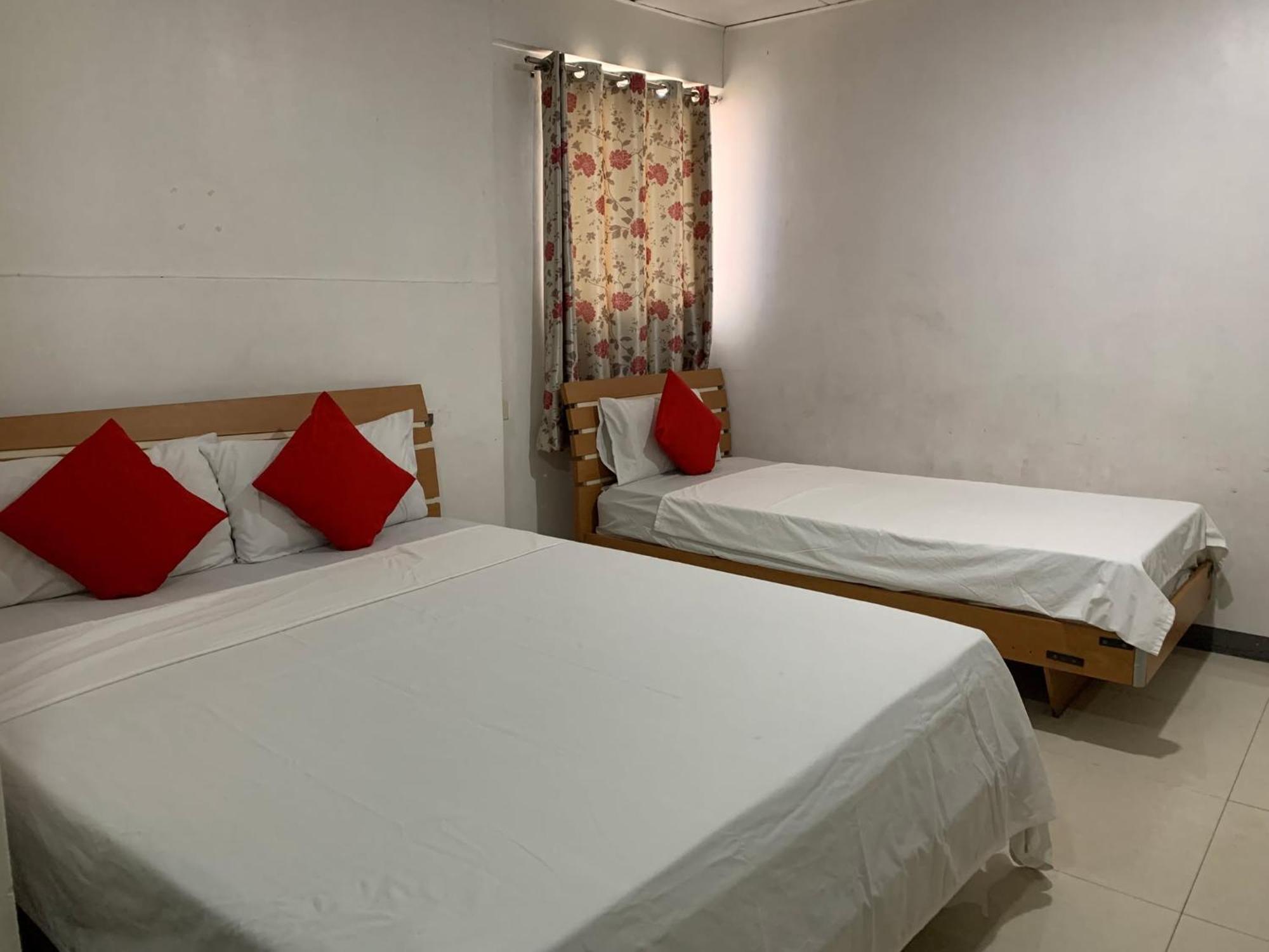 Lucky Hotel Манила Екстериор снимка
