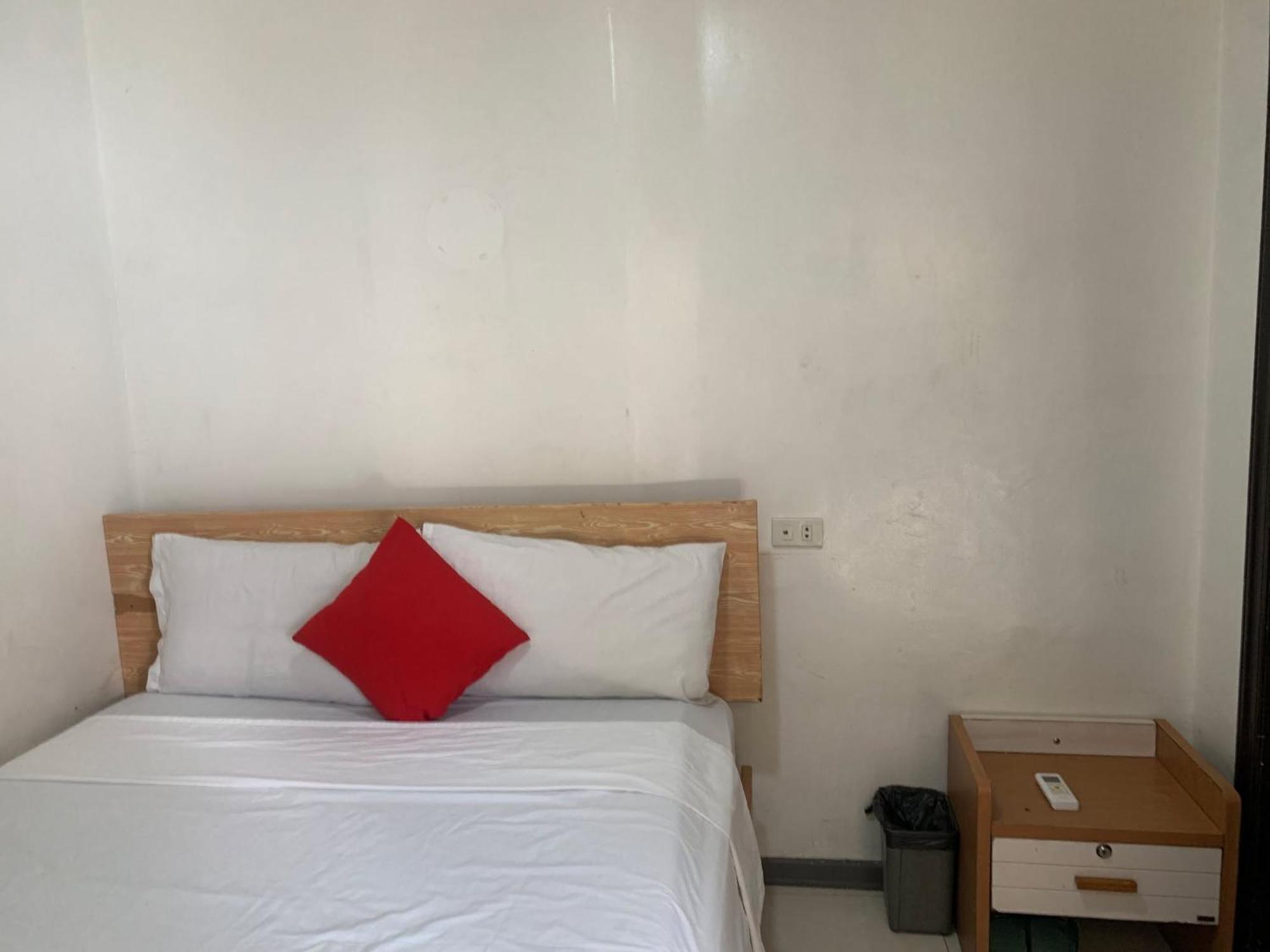 Lucky Hotel Манила Екстериор снимка