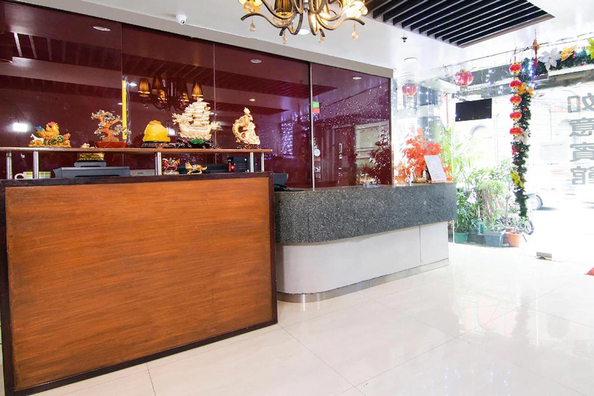 Lucky Hotel Манила Екстериор снимка