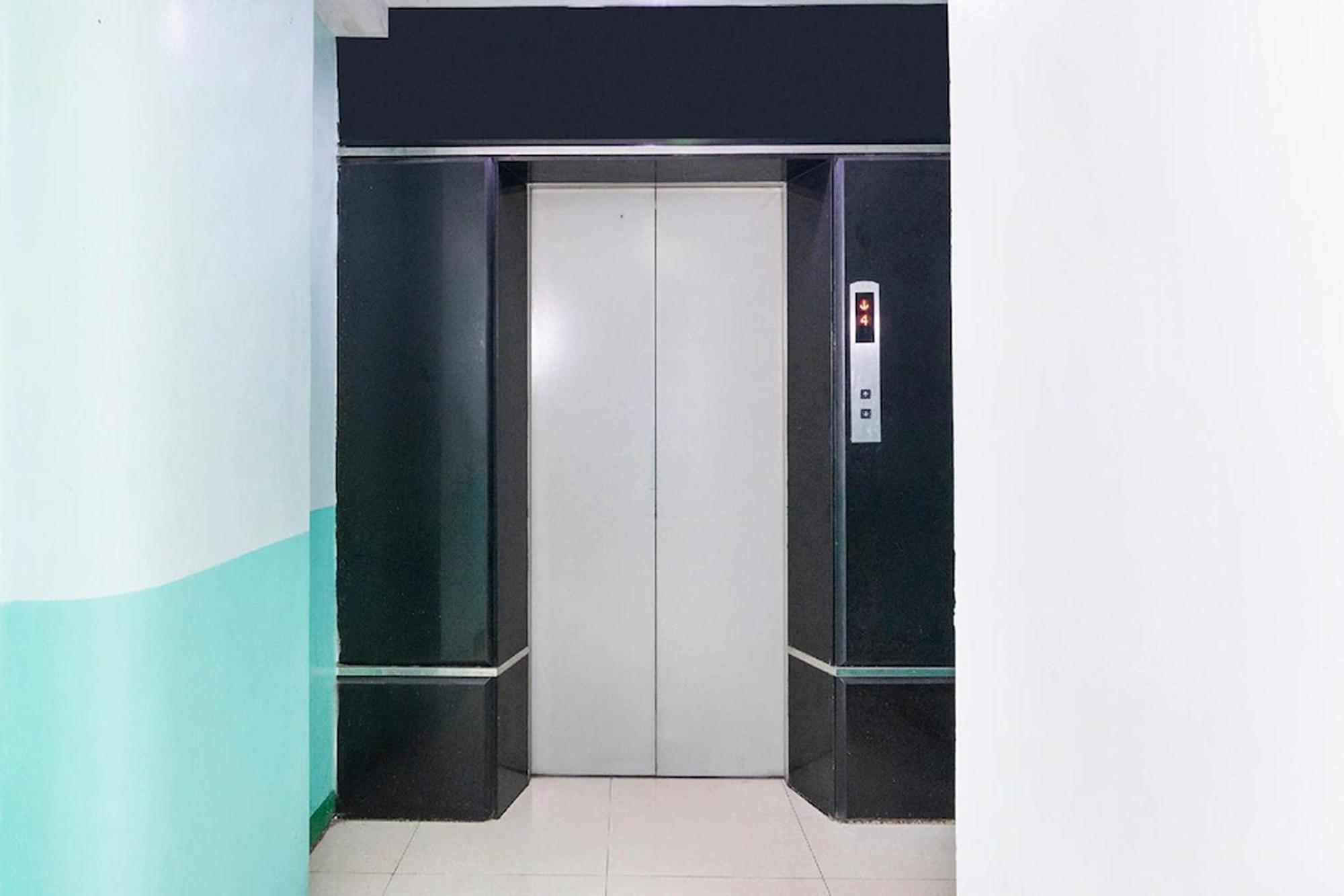 Lucky Hotel Манила Екстериор снимка