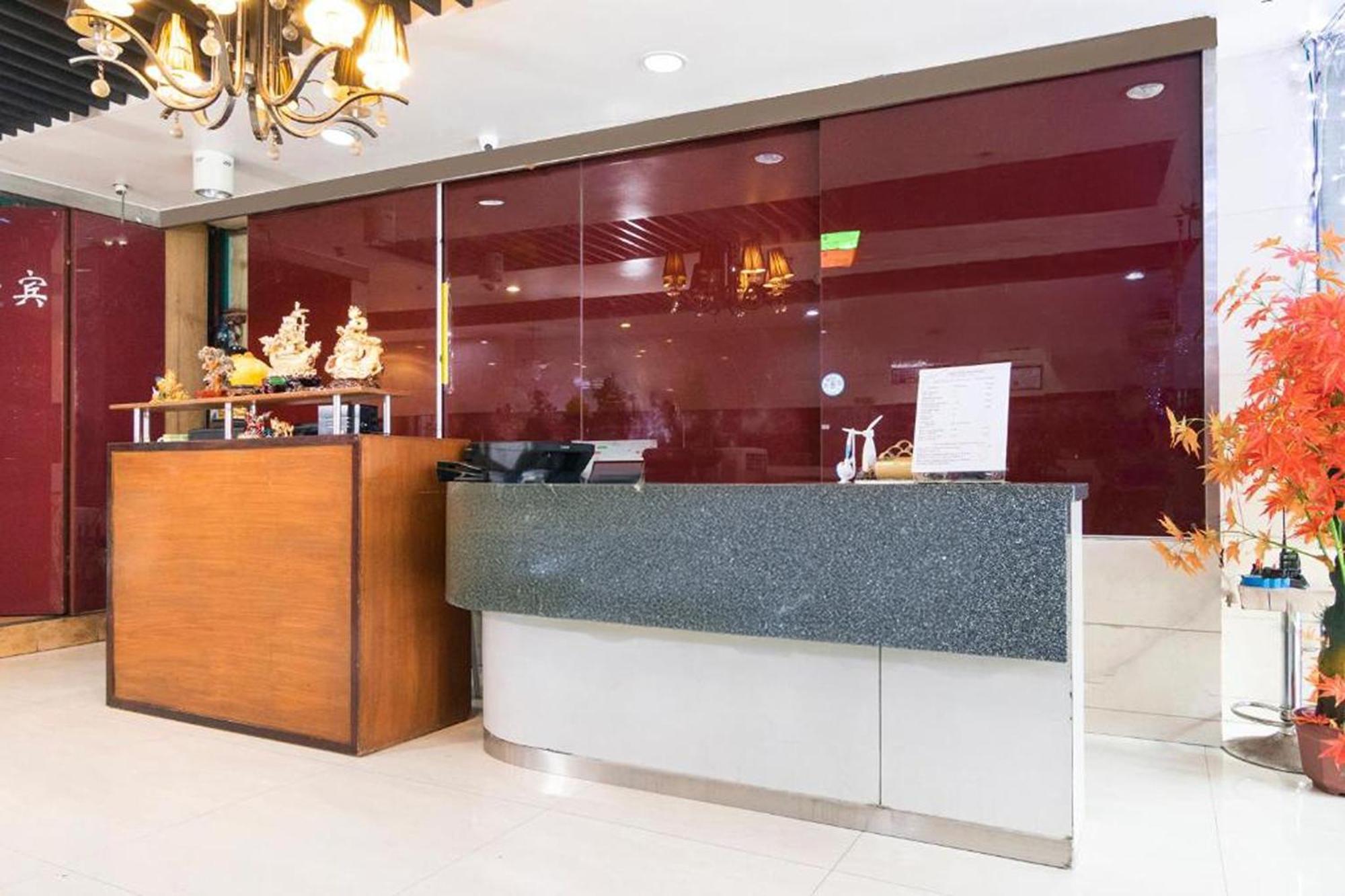 Lucky Hotel Манила Екстериор снимка